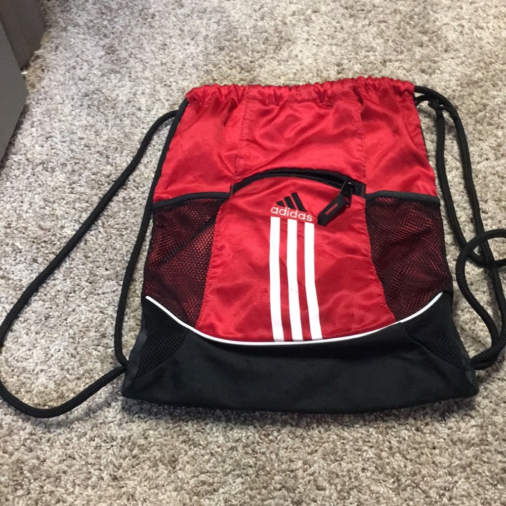 Adidas adjustable starps backpack